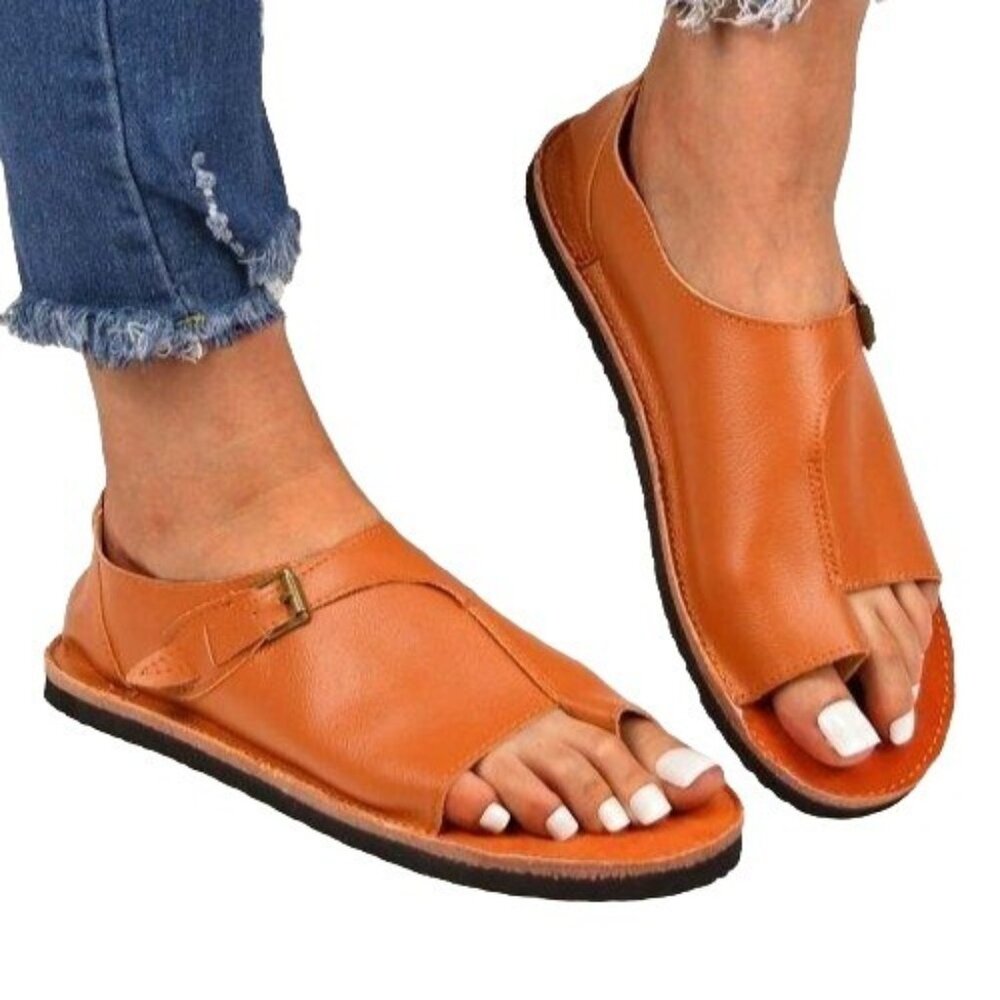 YASIRUN - Orange Buckle Accent Toe Loop Sandal